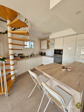  Duplex/triplex  vendre 4 pices 100 m