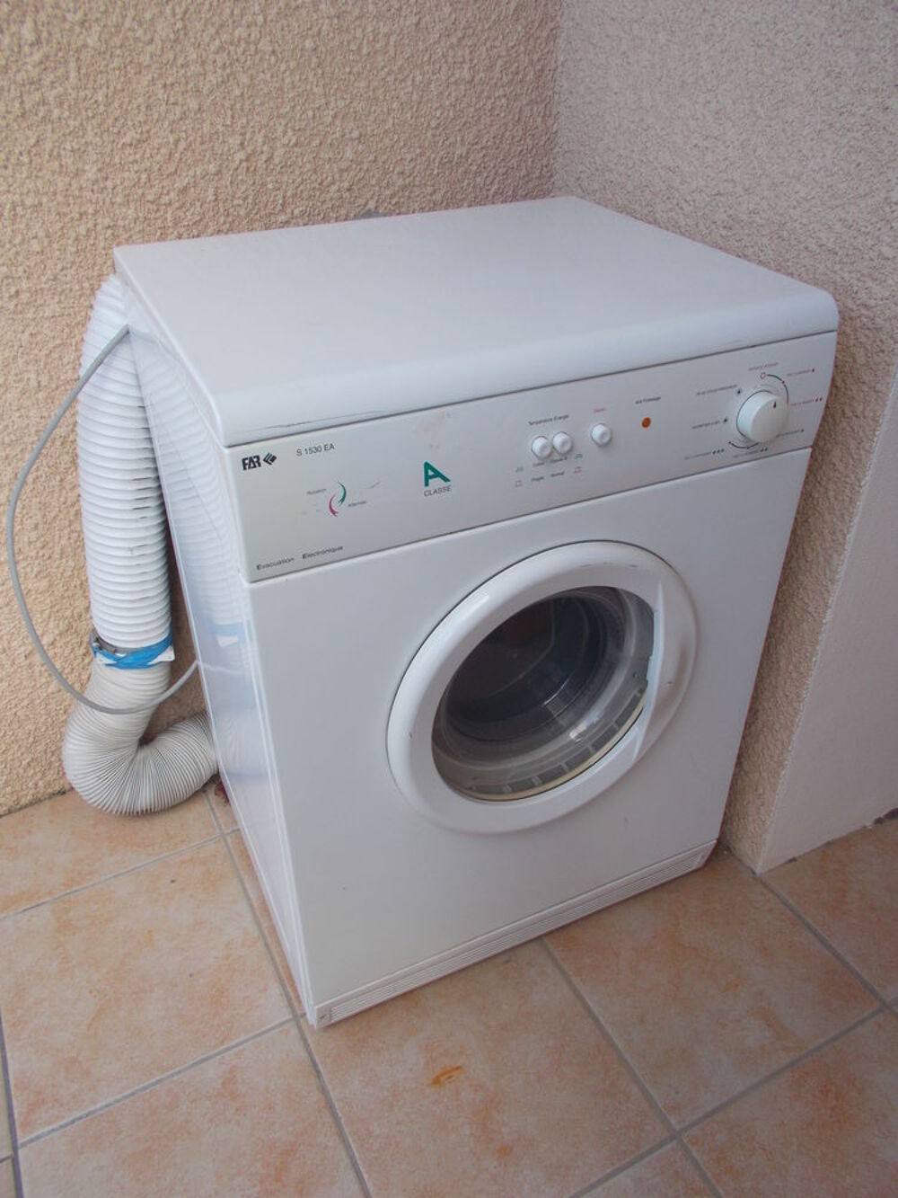 S&egrave;che linge et machine &agrave; laver Electroménager