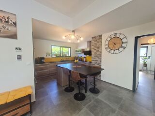  Maison � vendre 7 pi�ces 203 m�