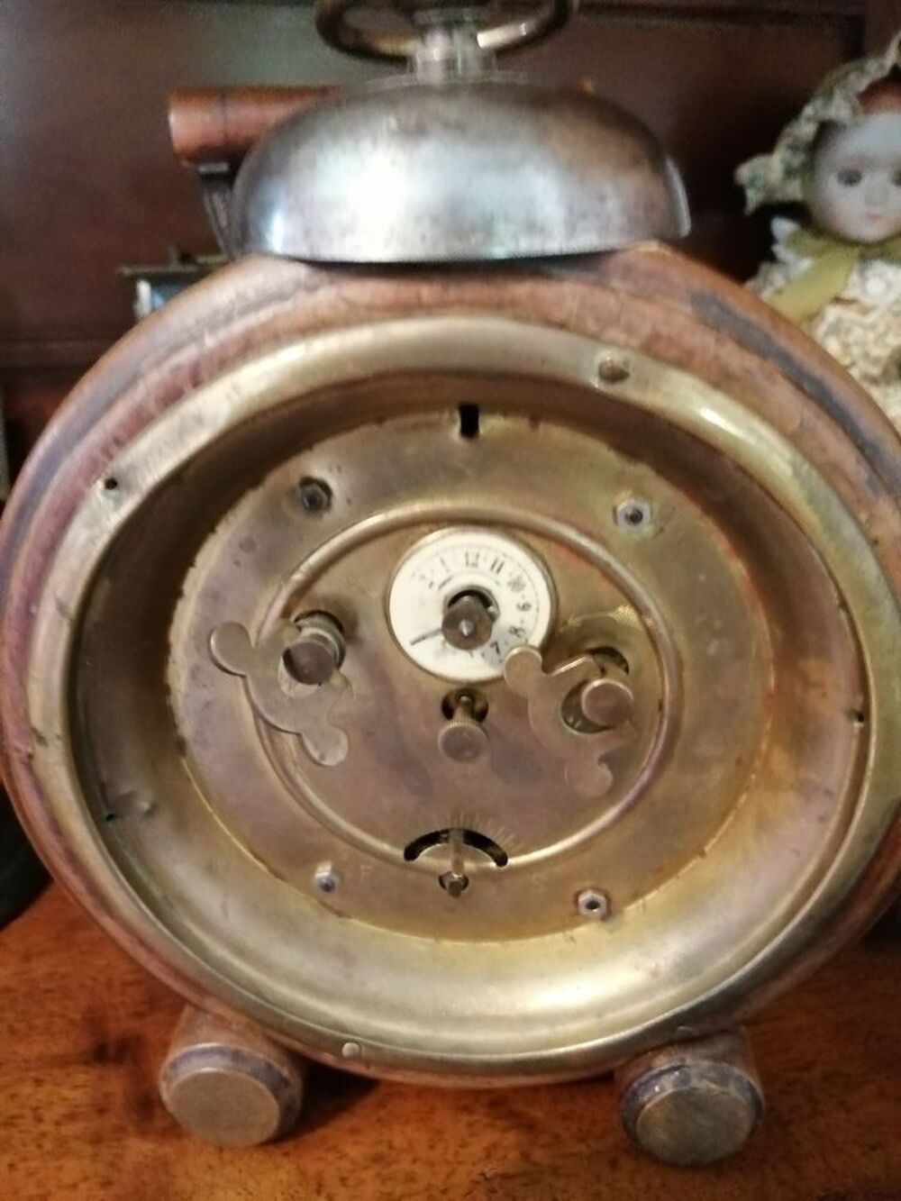 R&eacute;veil en bois vintage ann&eacute;e 30 