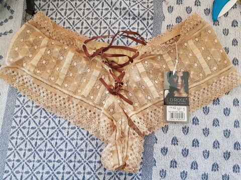 Culotte beige et marron en dentelle neuve taille 42 5 e 5 Viriat (01)