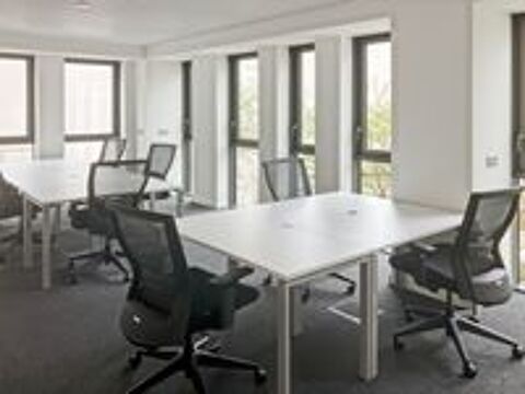   Louez un grand espace de bureau pour 50 personnes à Paris, Carré Monceau 