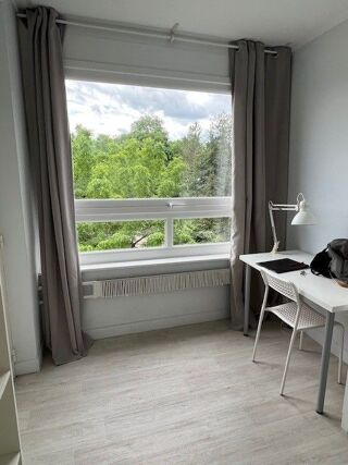  Appartement � louer 5 pi�ces 78 m�