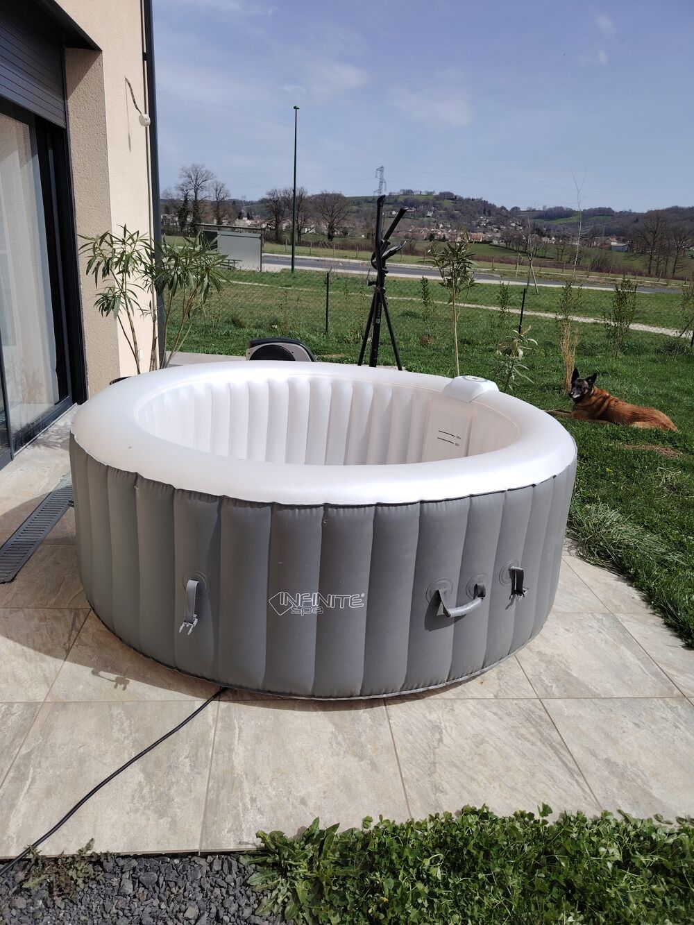 SPA gonflable Jardin