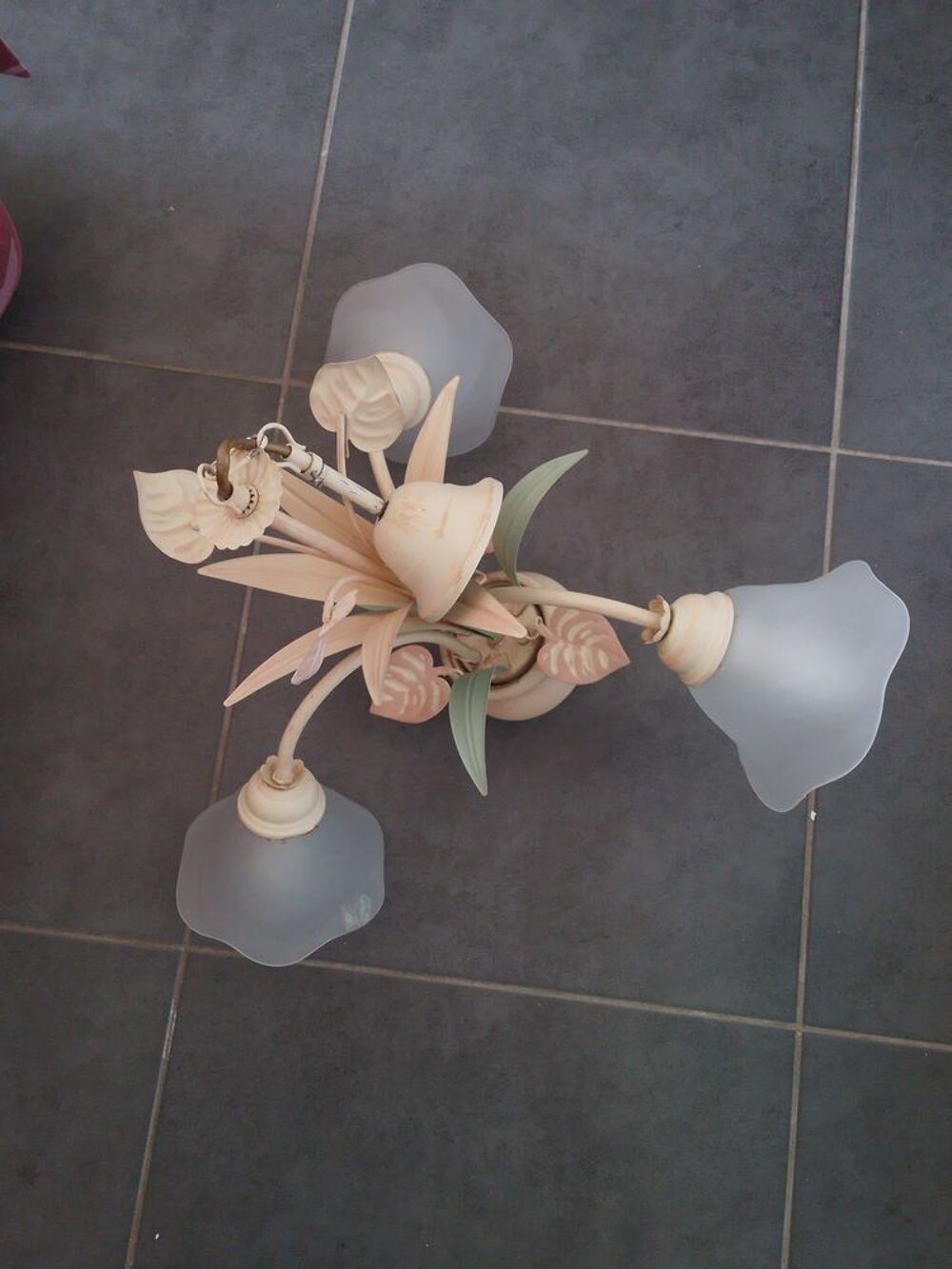 UN LUSTRE Décoration
