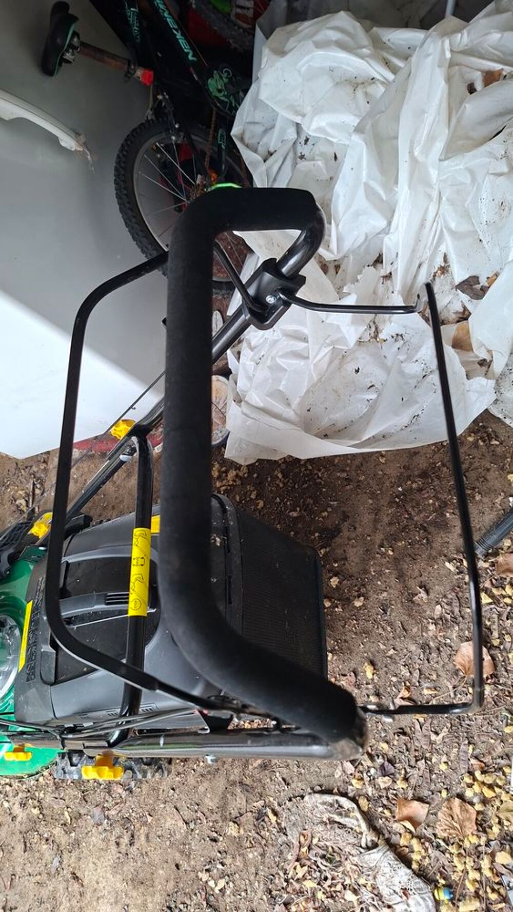 Tondeuse thermique Honda quasi neuve Jardin