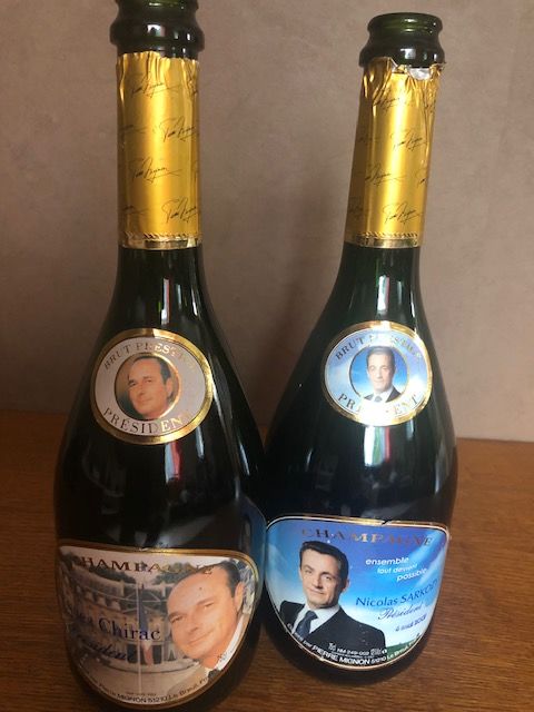 Anciennes bouteilles de Champagne. 20 Le Neubourg (27)