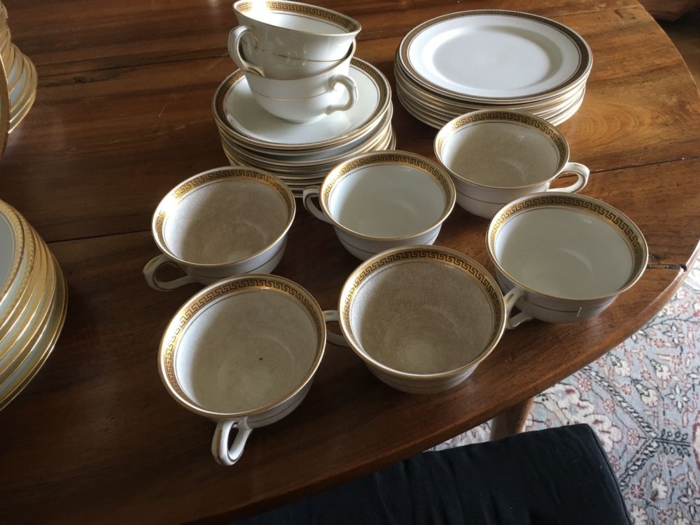 service a caf&eacute; en porcelaine anglaise 24 pi&egrave;ces Décoration