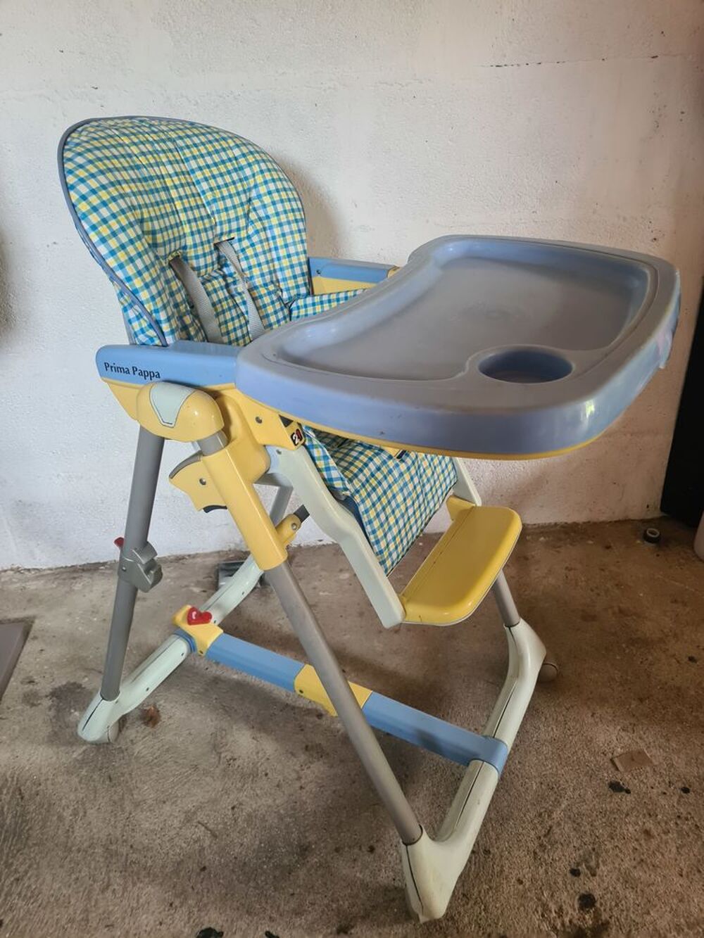 Chaise haute Puériculture