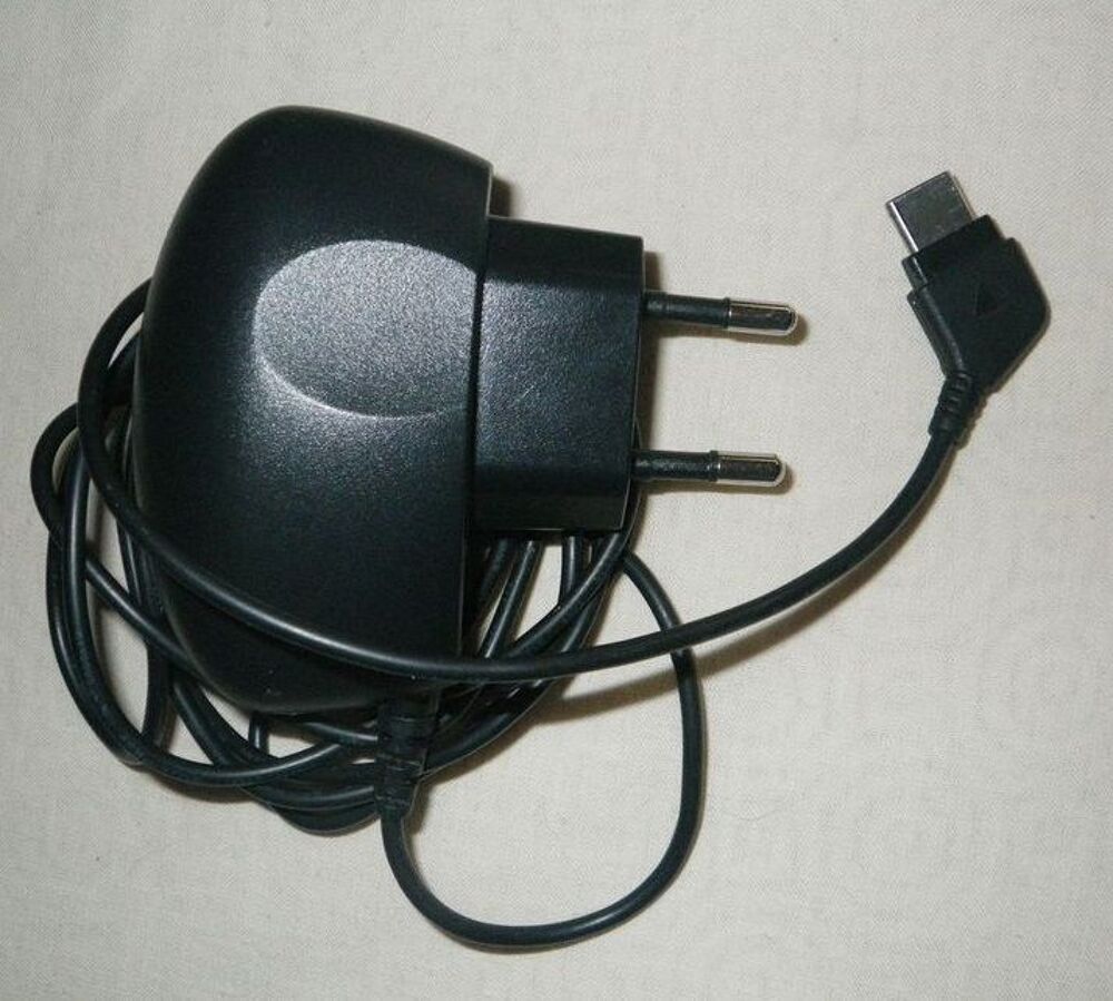 Chargeur Samsung TAD437EBE Téléphones et tablettes