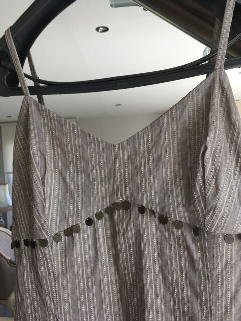 jolie robe d'�t� de marque 1.2.3 T. 40 belle mati�re moir�e 25 �taples (62)