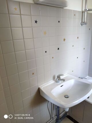  Appartement à louer 3 pièces 75 m²