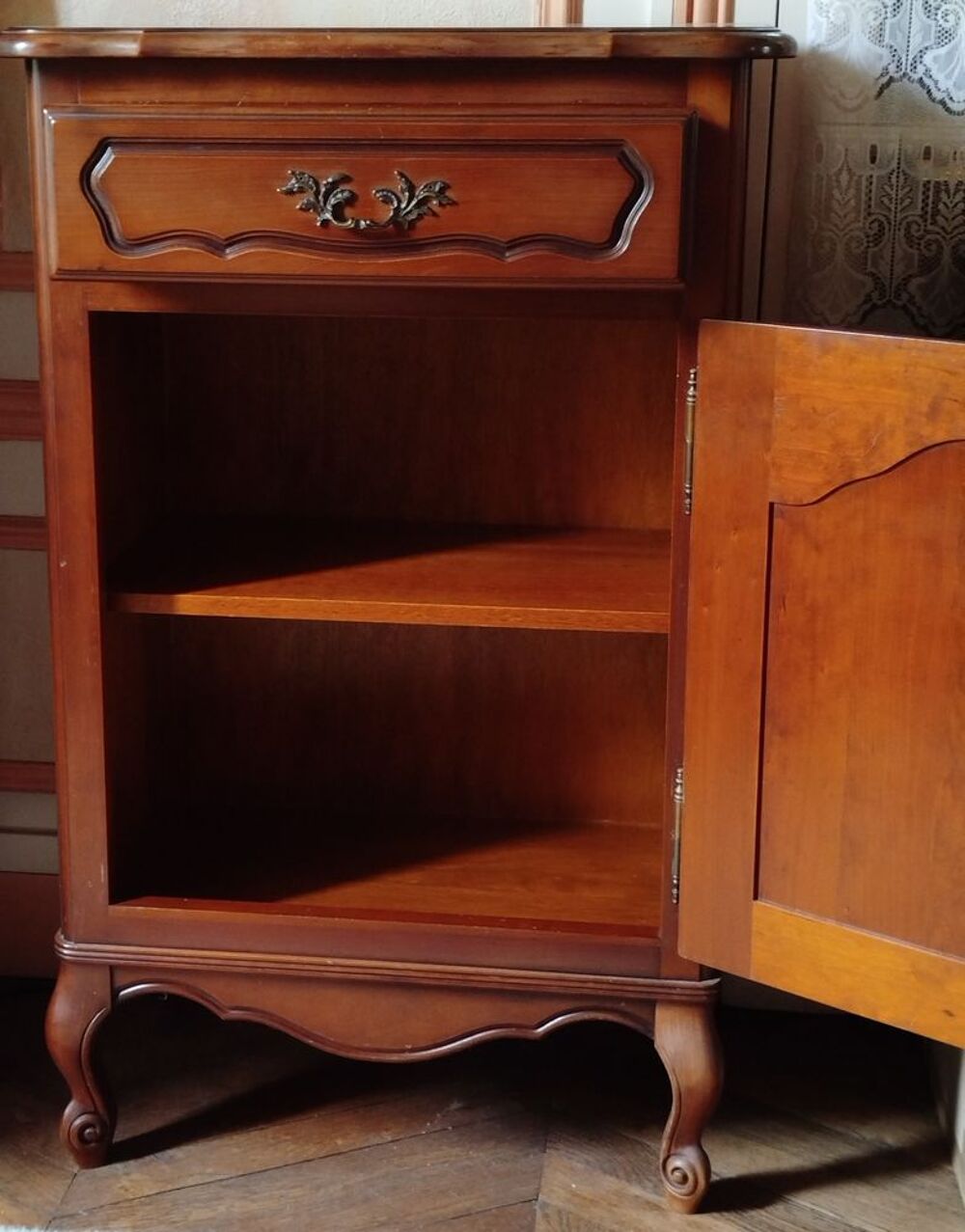 Lot 2 meubles en merisier marron - meuble TV et d'appoint Meubles