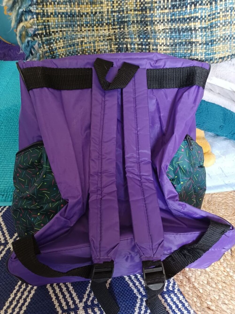 sac &agrave; dos BENETTON, multi poches,l&eacute;ger, Sports