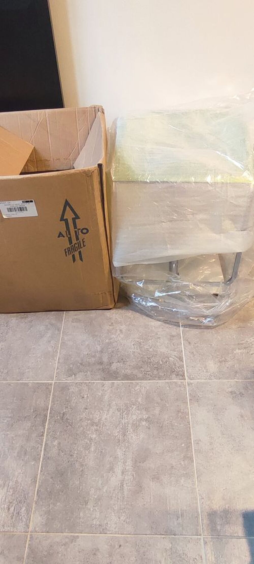 Tabouret Pedrali AROD 570 . Neuf 