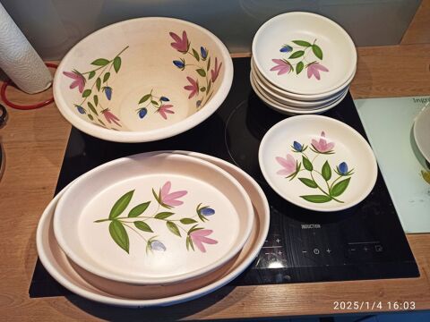 Assiettes Plats et saladier en cramiques 0 Montbliard (25)