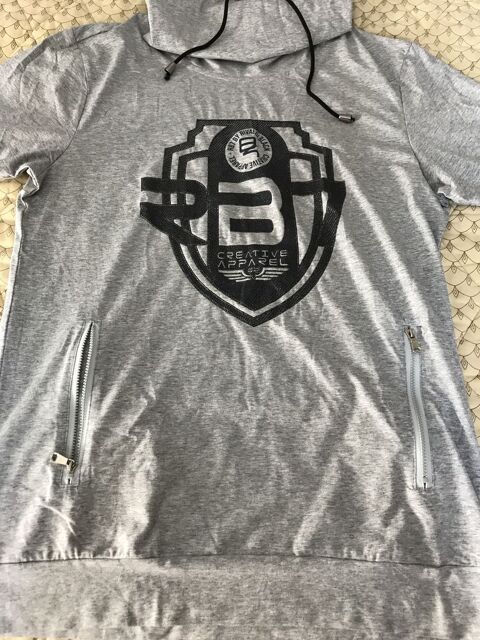 PULL  RIVALDI , gris à manches courtes, T. XL 10 Saint-Genis-Laval (69)