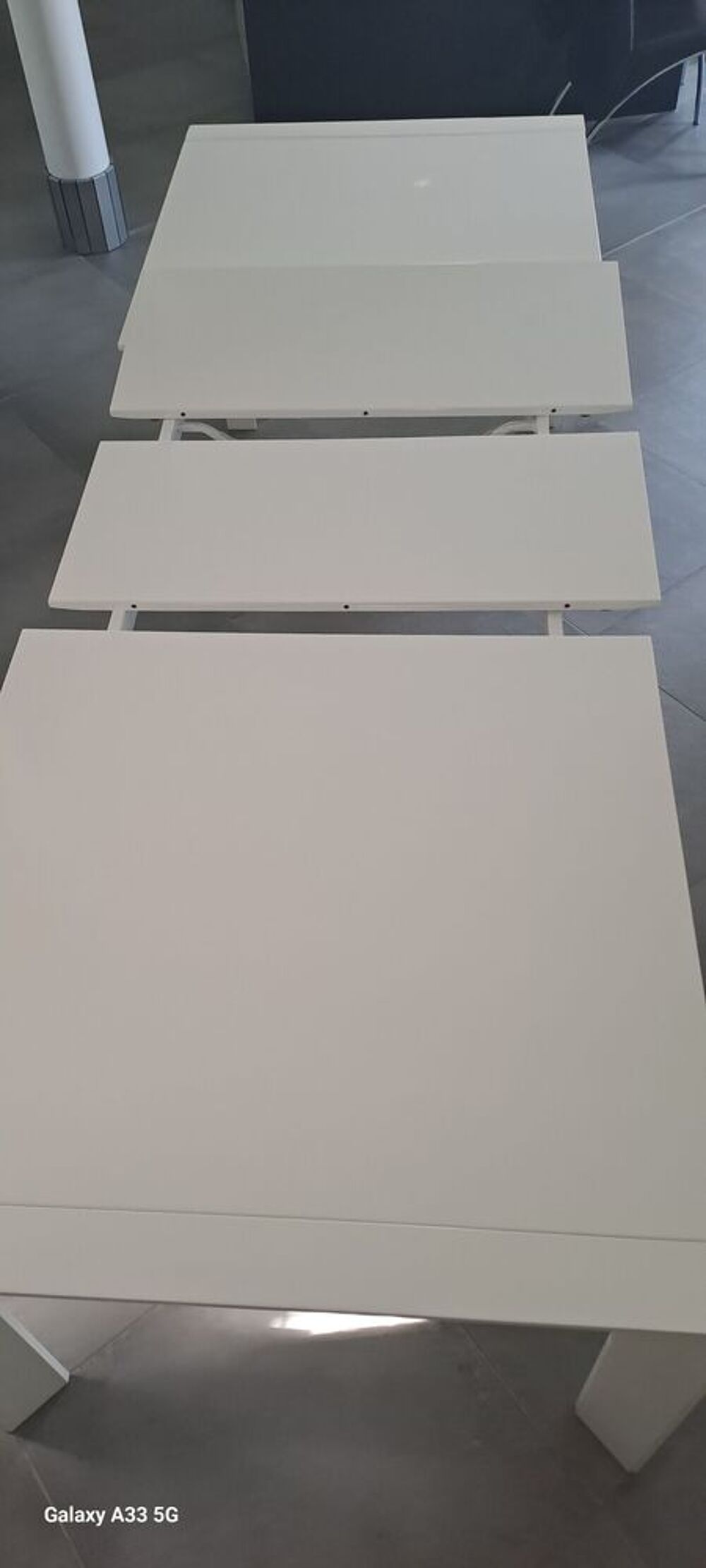 Table laqu&eacute; blanc Meubles