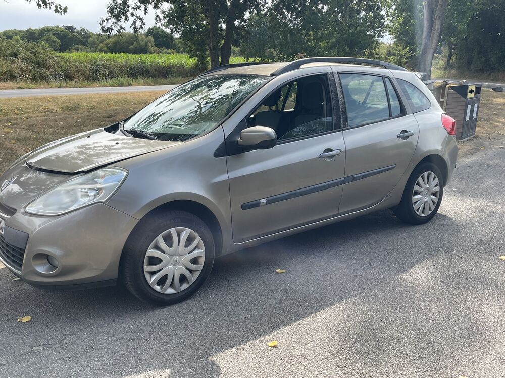 Clio III Clio 1.5 dCi 85 Privil&egrave;ge 2010 occasion 44770 La Plaine-sur-Mer