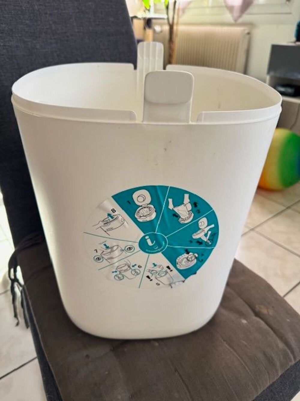 Poubelle &agrave; couches pour b&eacute;b&eacute; Puériculture
