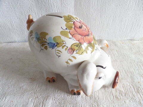 tirelire  le petit cochon 10 Lyon 8 (69)