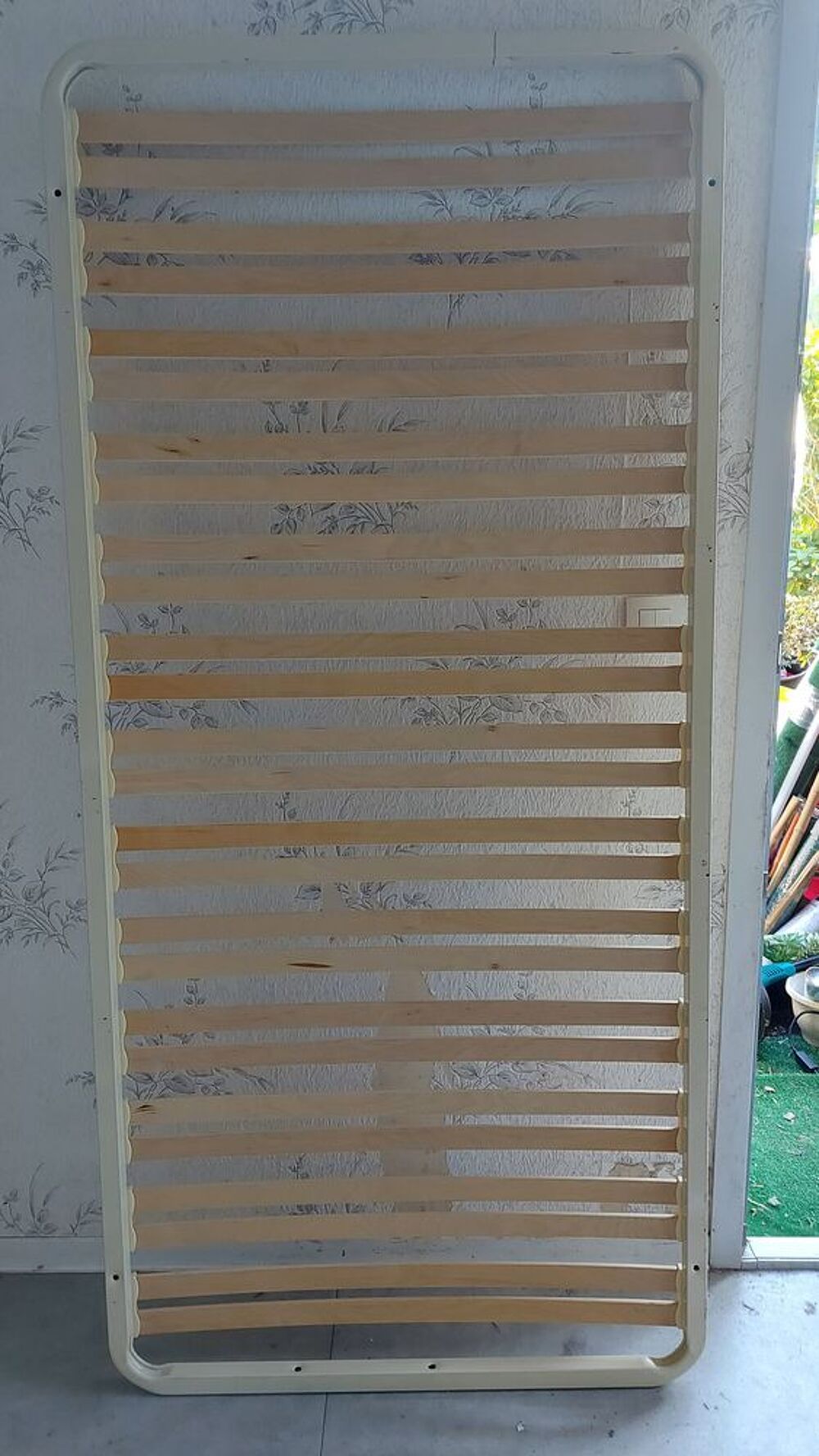 SOMMIER 1 personne bois et m&eacute;tal Meubles