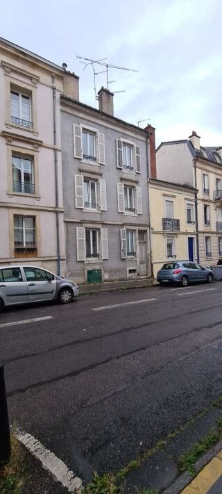  Appartement à louer 2 pièces 37 m²