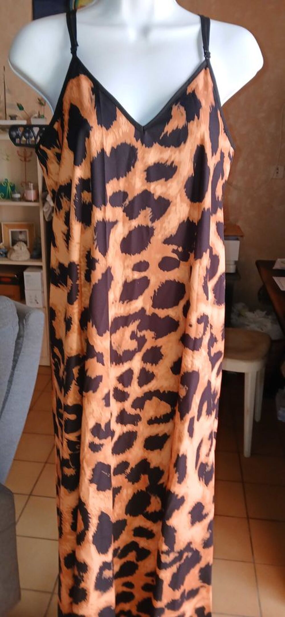 robe longue neuve Vêtements