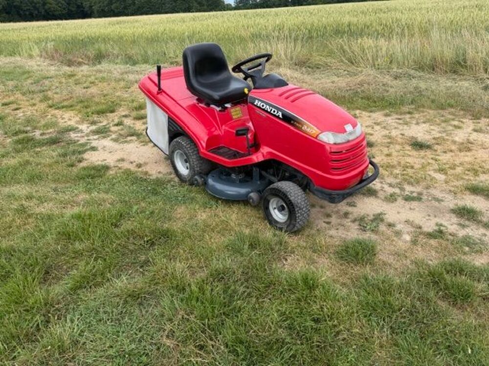Tracteur tondeuse honda hf2417 reconditionn&eacute; Jardin