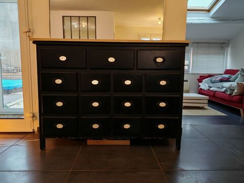 Meuble de rangement15 tiroirs
160 Le Pontet (84)