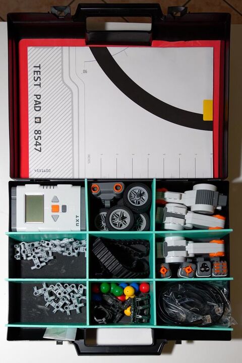 Lego Mindstorms NXT 2.0 100 Lyon 9 (69)