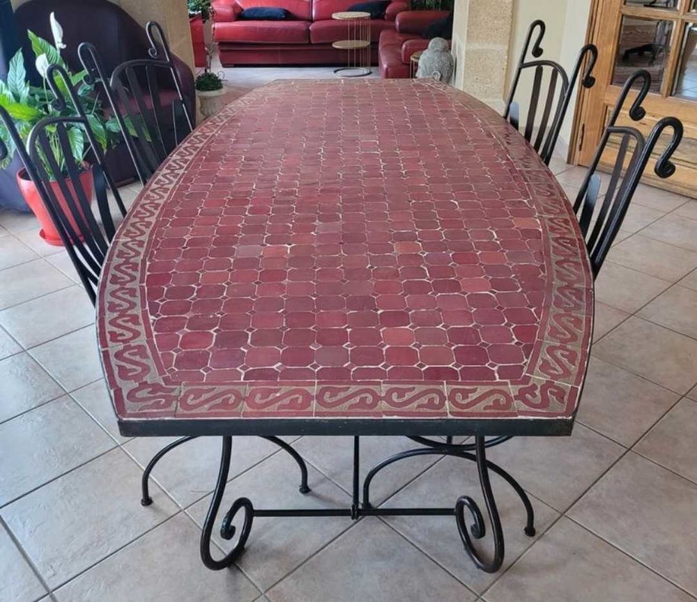 table fer forg&eacute; et c&eacute;ramique Meubles