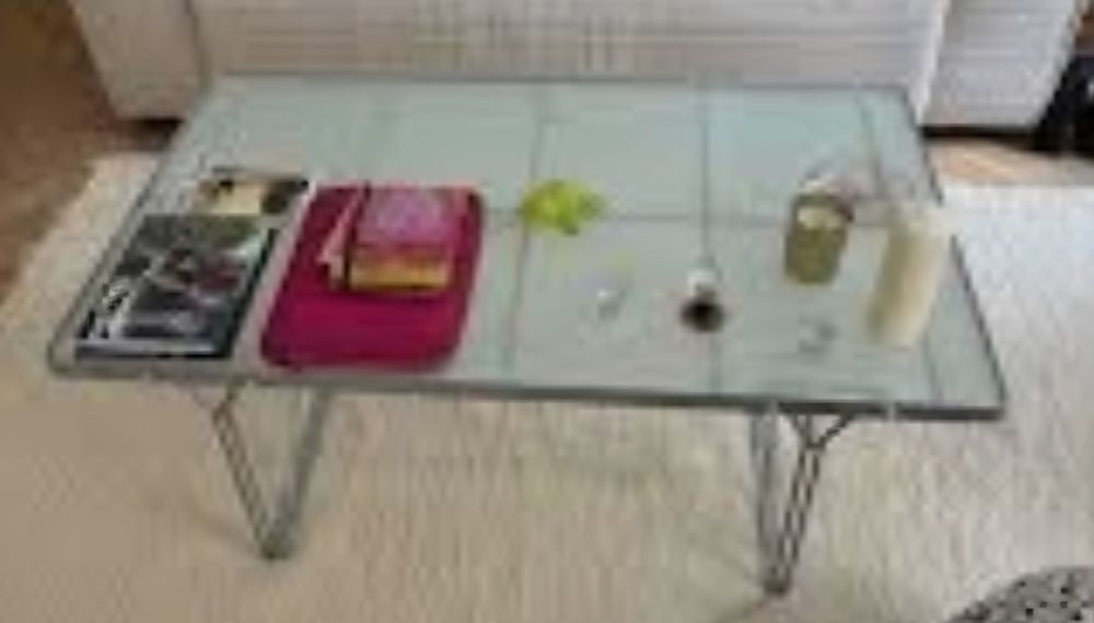 Table basse ikea MOMEMT ann&eacute;e 90 Décoration