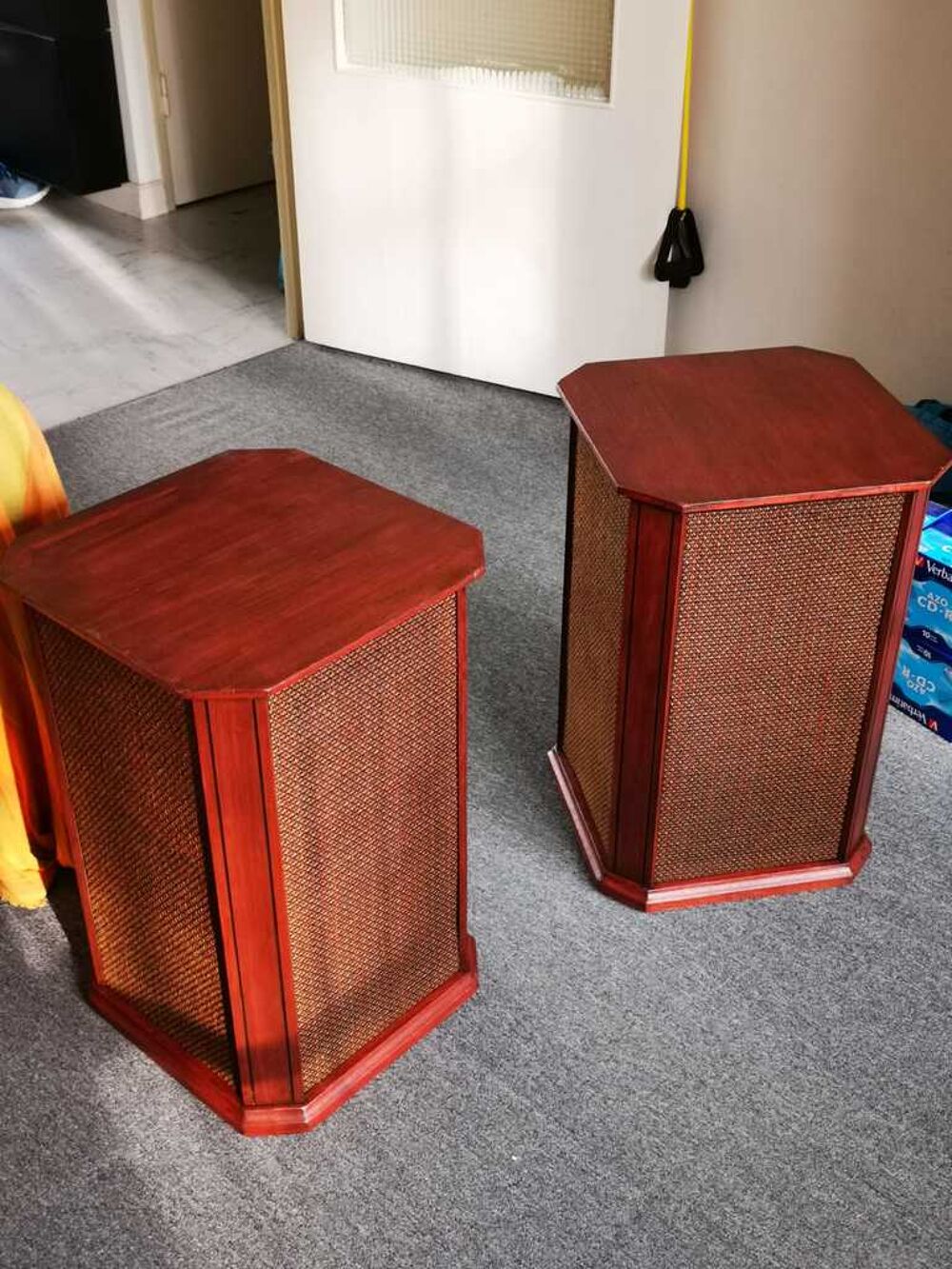 Enceintes MULTIDIRECTIONNELLE SCOTT - bois, vintage. Audio et hifi