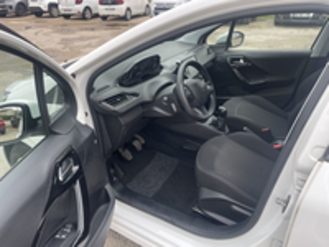 208 1.2 PureTech 82ch BVM5 Allure 2017 occasion 01000 Bourg-en-Bresse