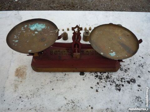 Balance 2kg avec ses poids bronze (G) 55 Castres (81)