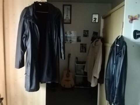 VIDE-ARMOIRES DE VETEMENTS FEMME. 10 Mrignac (33)