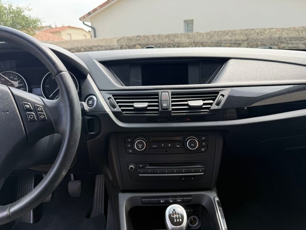 X1 xDrive 18d 143 ch xLine 2012 occasion 09100 Pamiers