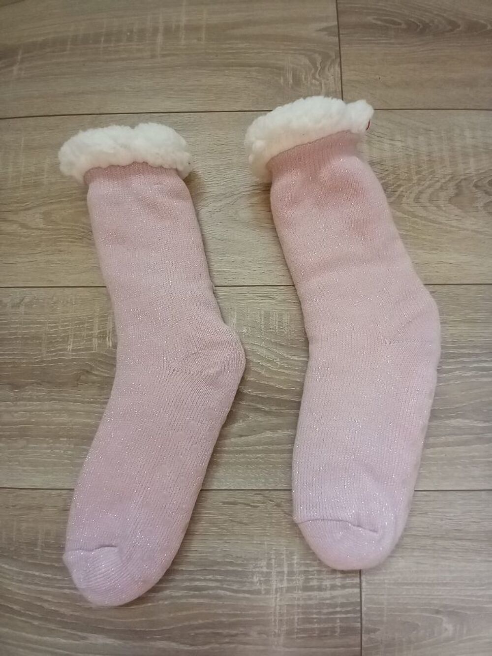 Chaussettes fourr&eacute;e antid&eacute;rapante rose t 38 Vêtements