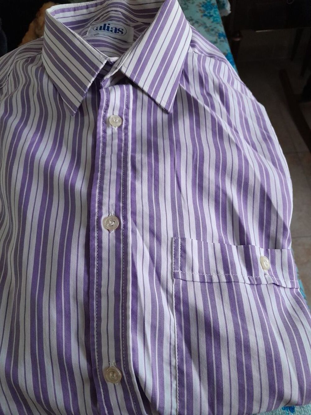 Diff&eacute;rentes chemises homme, manches courtes et longues, Vêtements