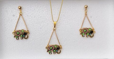 Ensemble pendentif et boucles d'oreilles El�phants 14 La Seyne-sur-Mer (83)