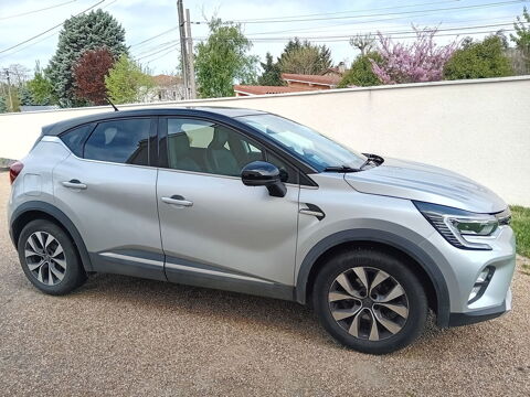 Renault Captur TCe 100 Intens 2020 occasion Andr&eacute;zieux-Bouth&eacute;on 42160