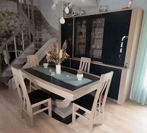 Table et chaises de salle  manger 400 Vaux-sur-Mer (17)