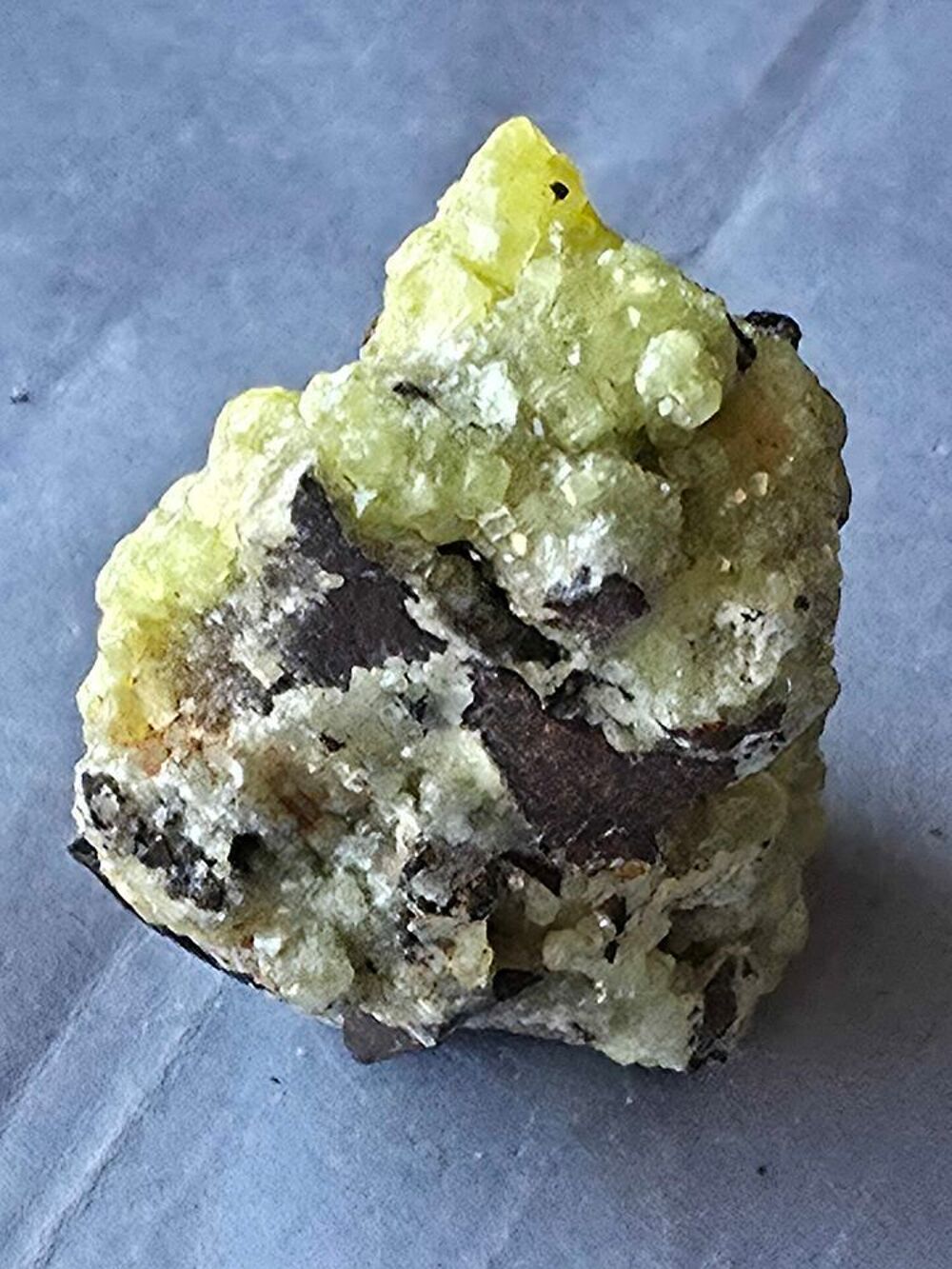 Min&eacute;ral Pyromorphite Jaune RDC Katanga 38g 