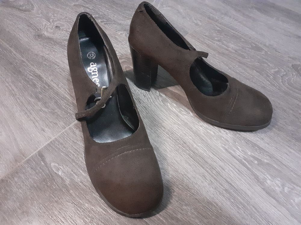 Chaussures/Escarpins &Eacute;l&eacute;gantes &agrave; Talons d'Agn&egrave;s Flo - Neuve Chaussures