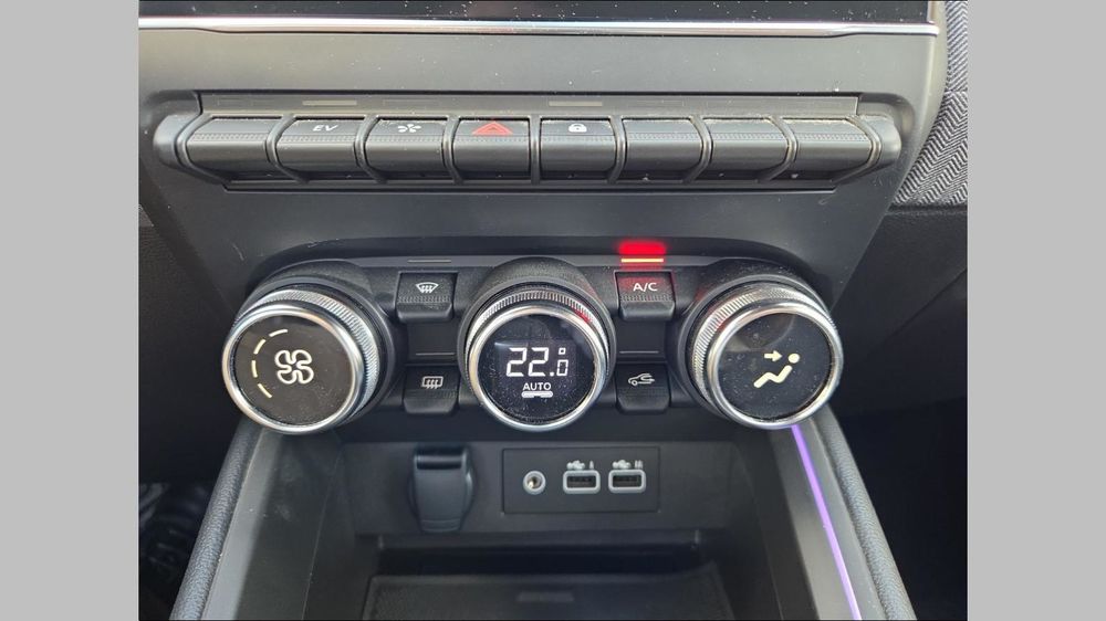 Clio V Clio E-Tech full hybrid 145 Techno 2024 occasion 91300 Massy