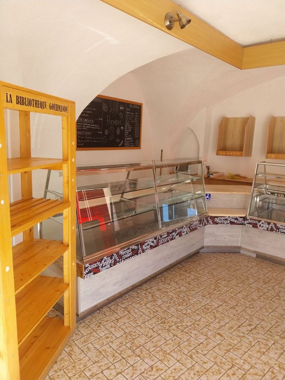 Vitrine r&eacute;frig&eacute;r&eacute;e Electroménager