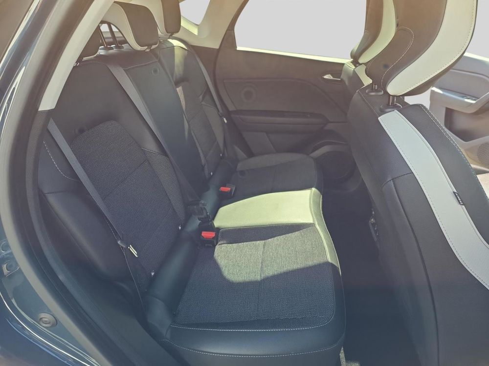 Captur TCe 140 EDC - 21 Business 2022 occasion 38140 Rives