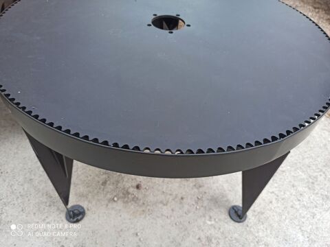 Table design industriel 150 Orange (84)
