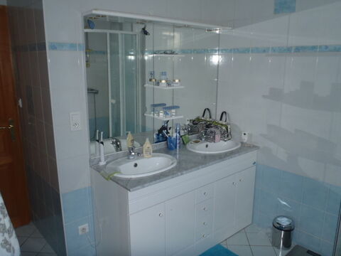 Meuble de Salle de Bain Blanc Brillant + Miroir 150 Thionville (57)
